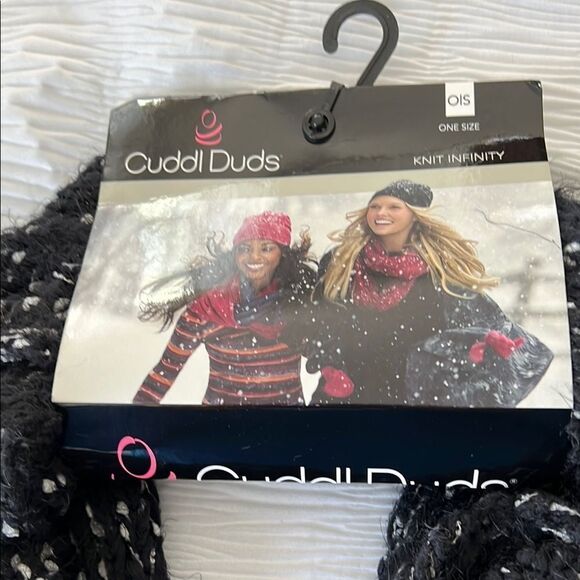 🆕 Cuddl Duds Black and White Women's Scarf - Picture 3 of 4